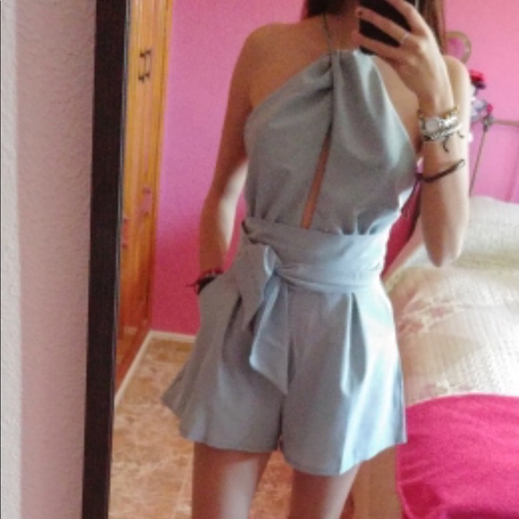 Halter neck Grey Backless Romper Jumpsuit - Picture 8 of 8